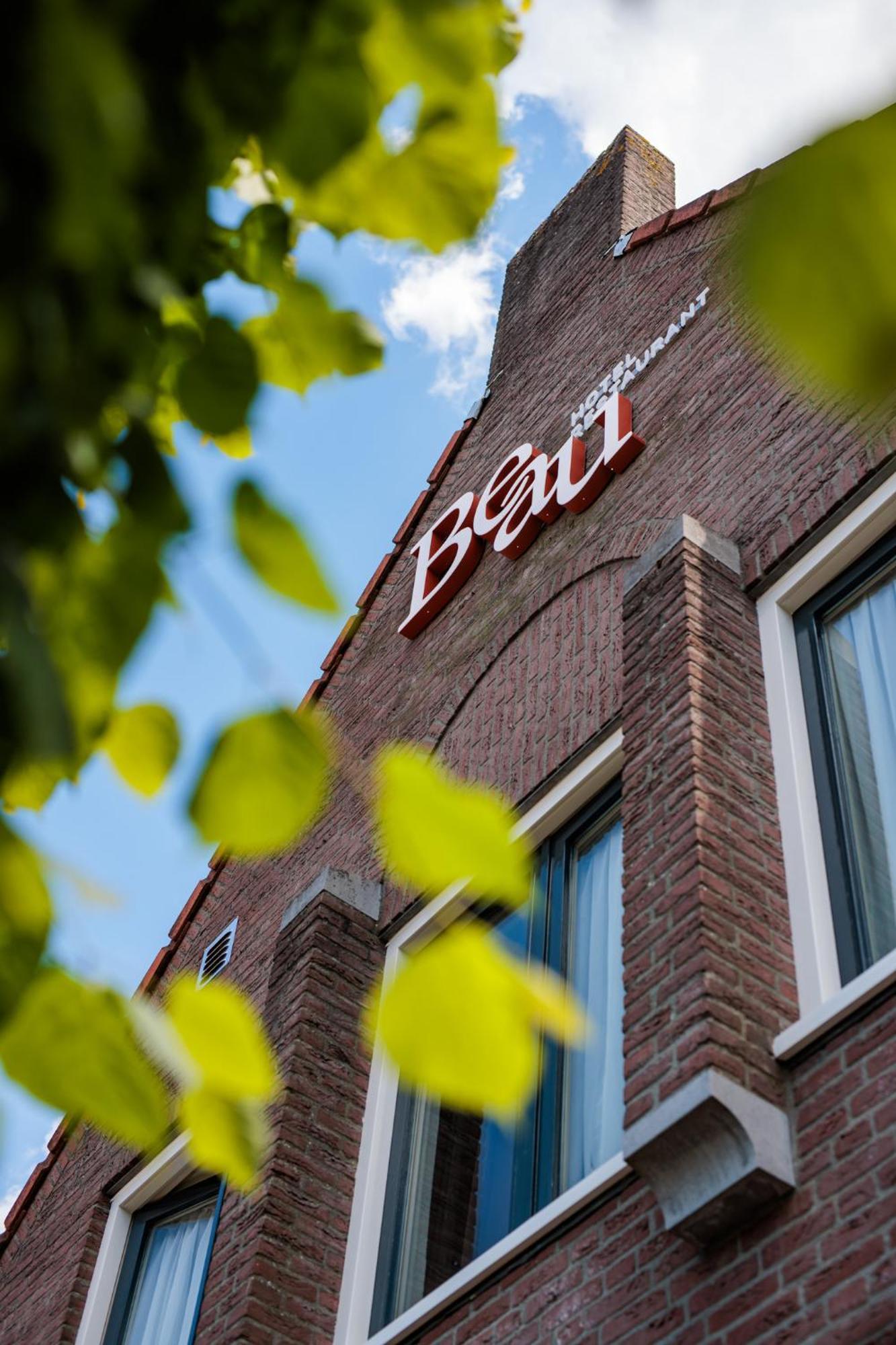 Hotel Beau Bergeijk Exteriör bild